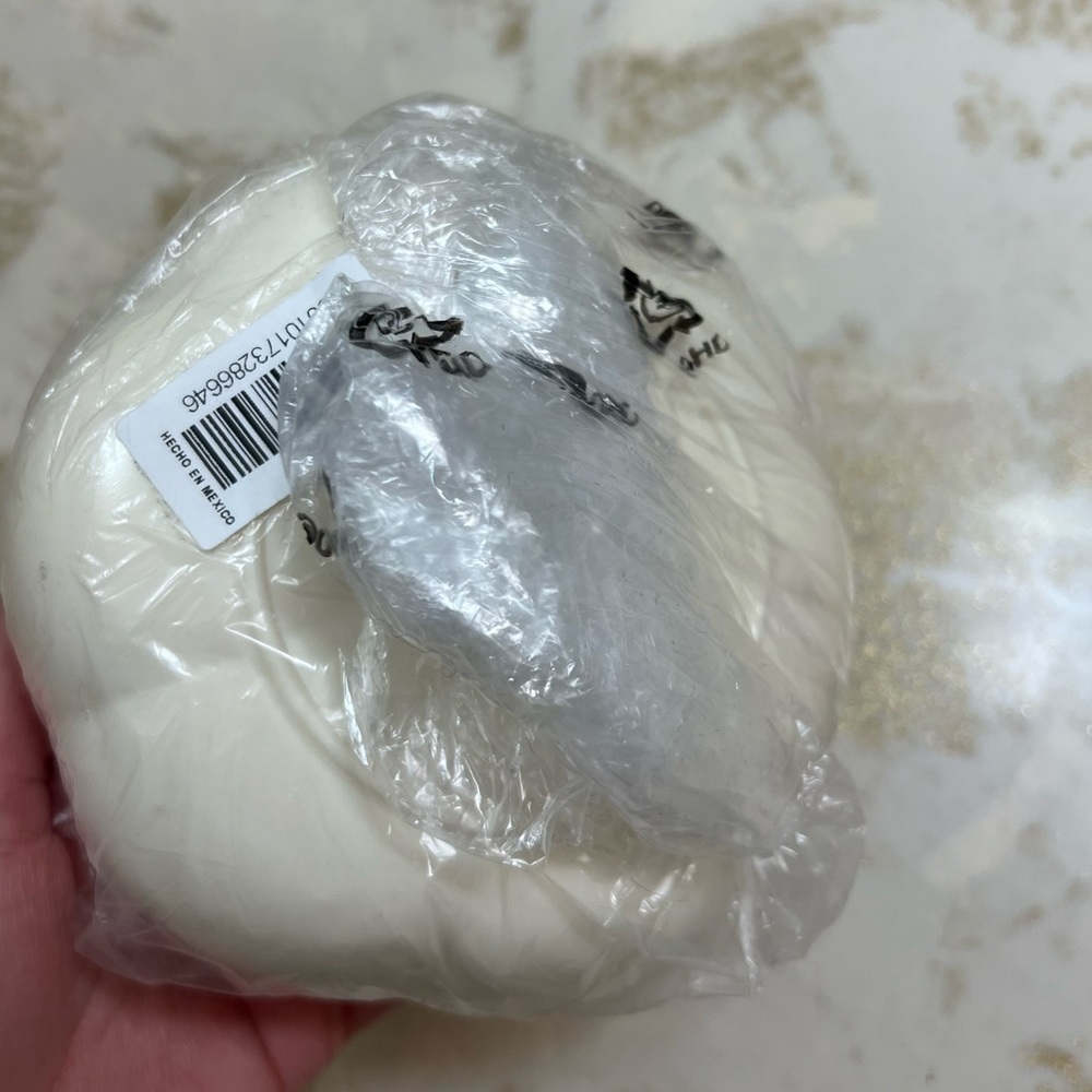 Tupperware Garlic keeper - Picture 4 of 6